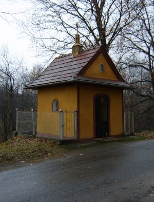 Kapliczka św, Jana Nepomucena w Głogoczowie